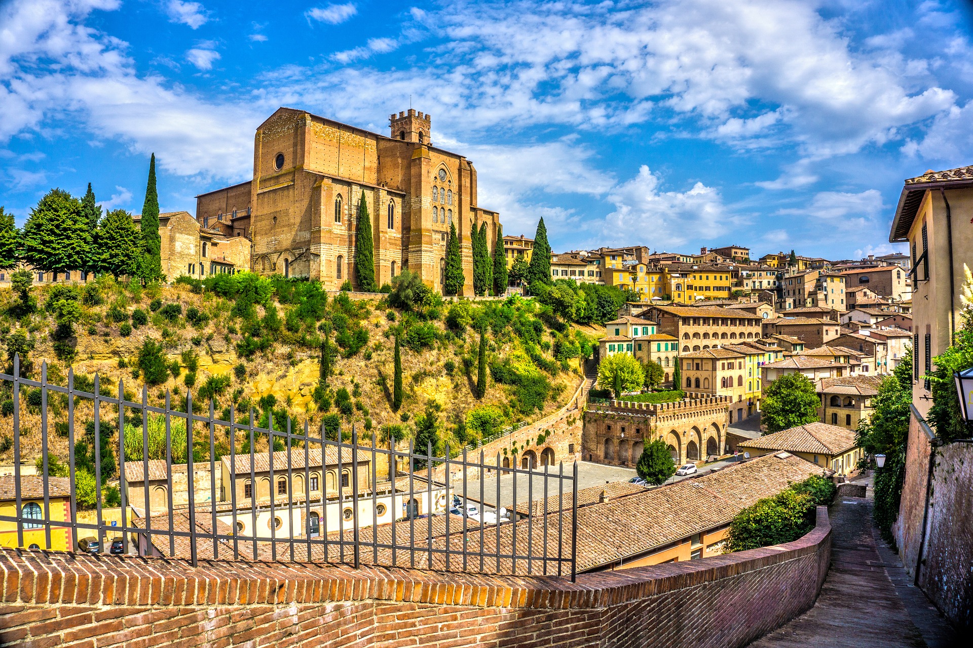 Italy Travel & Tourism
