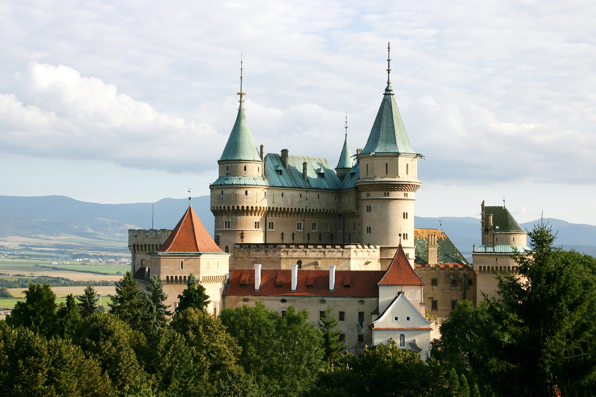 Slovakia Business Hours